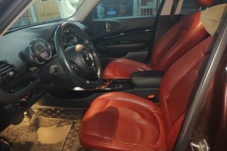 MINI Clubman 2016款 1.5T ONE 网络限量版局部细节19