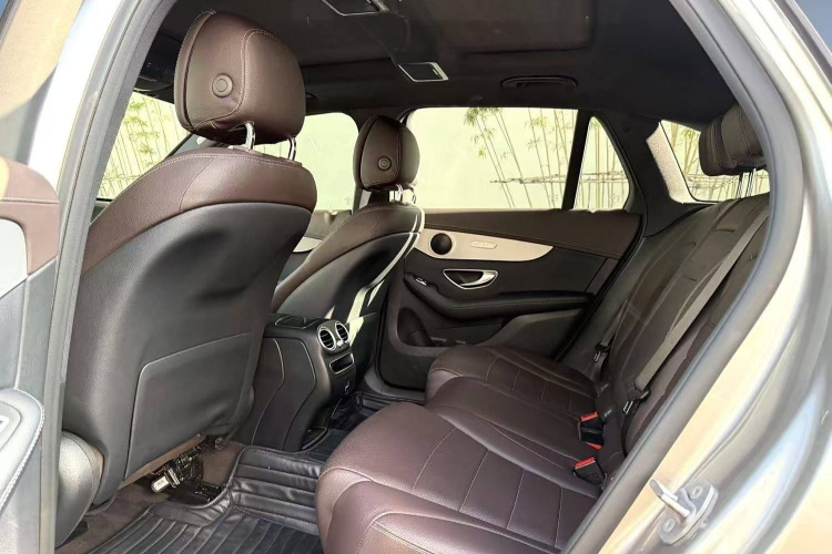 奔驰GLC 2020款 改款 GLC 260 L 4MATIC 动感型中控内饰7003