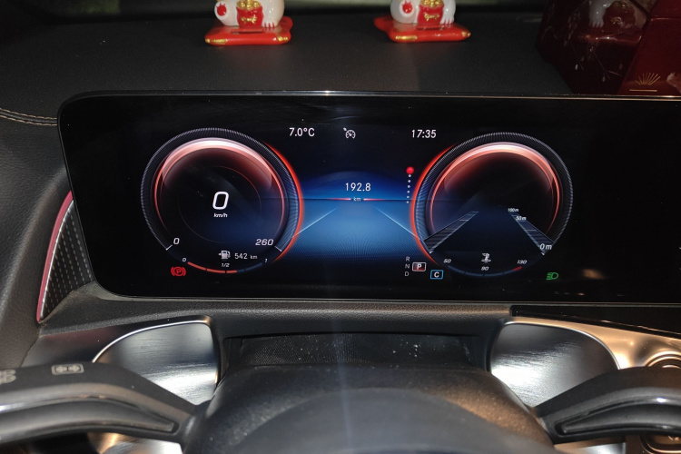 奔驰GLB 2021款 GLB 200 动感型局部细节14