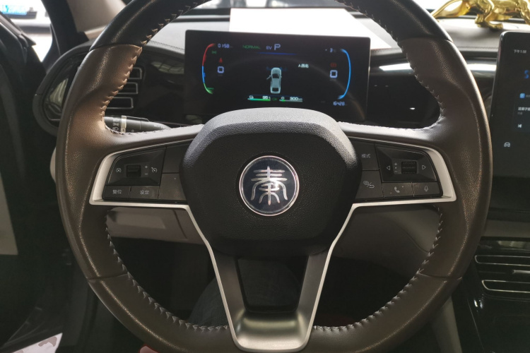 比亚迪 秦PLUS 2024款 荣耀版 DM-i 55KM领先型中控内饰13
