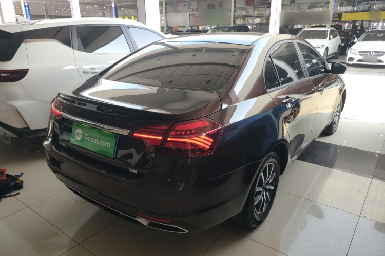 吉利汽车 帝豪 2019款 领军版 1.5L CVT豪华型 国VI车身外观7