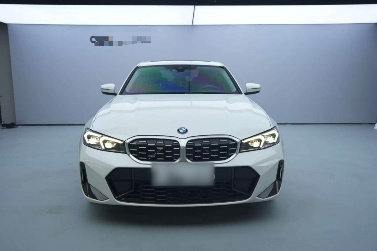 宝马3系 2023款 325Li M运动套装车身外观2