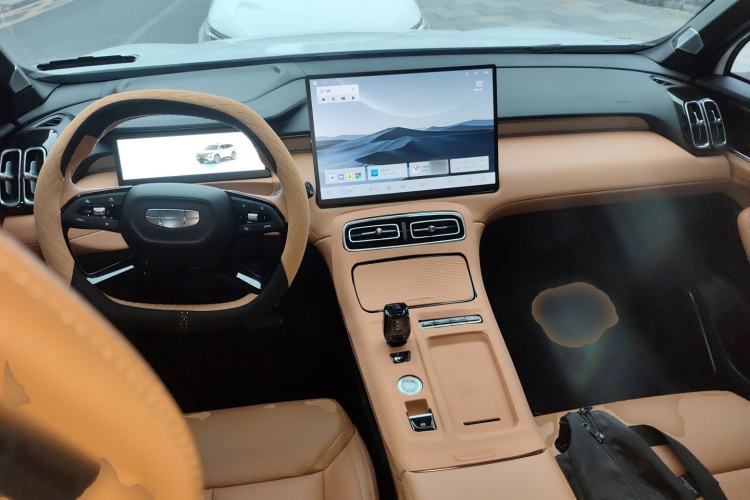 吉利汽车 博越L 2025款 第四代 1.5TD DCT 扬帆中控内饰12