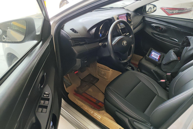 丰田 YARiS L 致享 2017款 1.5E CVT魅动版中控内饰20