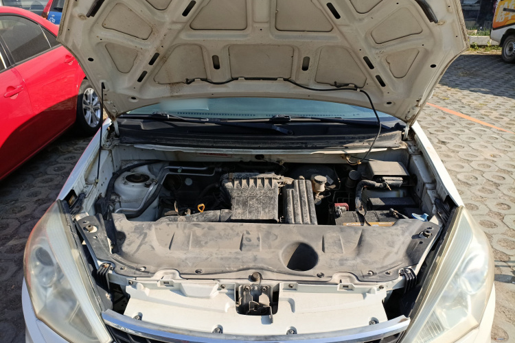 铃木 利亚纳A6 2014款 两厢 1.4L 手动理想型局部细节24