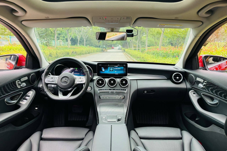 奔驰C级 2020款 改款 C 260 L 运动版中控内饰7007