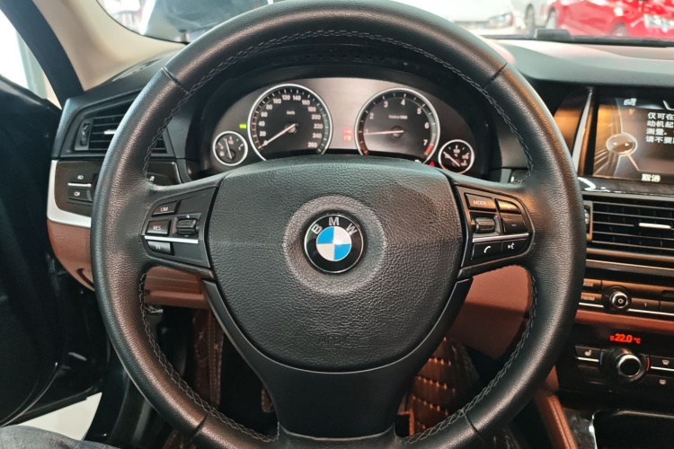 宝马5系 2014款 525Li 领先型局部细节13