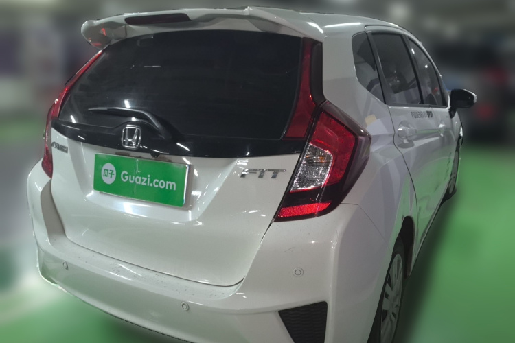 本田 飞度 2016款 1.5L LXS CVT舒适天窗版车身外观7