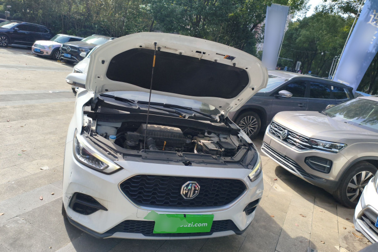 名爵ZS 2020款 180DVVT 自动Lite机舱底盘24