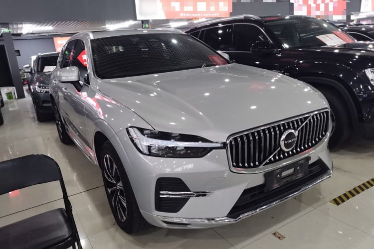 沃尔沃XC60 2023款 B5 四驱智远豪华版车身外观6002