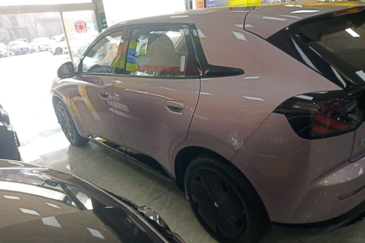 ARCFOX极狐 极狐T1 2025款 320 PRO车身外观4