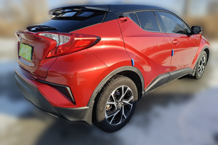 丰田C-HR 2018款 2.0L 领先天窗版 国V车身外观6005