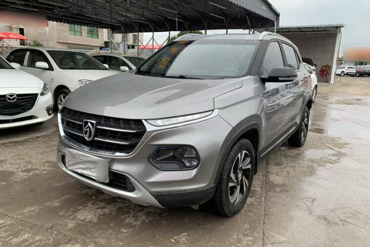 宝骏510 2017款 1.5L 自动豪华型车身外观1