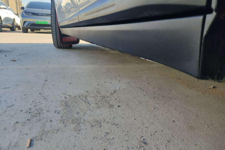 零跑汽车 零跑B10 2025款 510悦享版局部细节9002