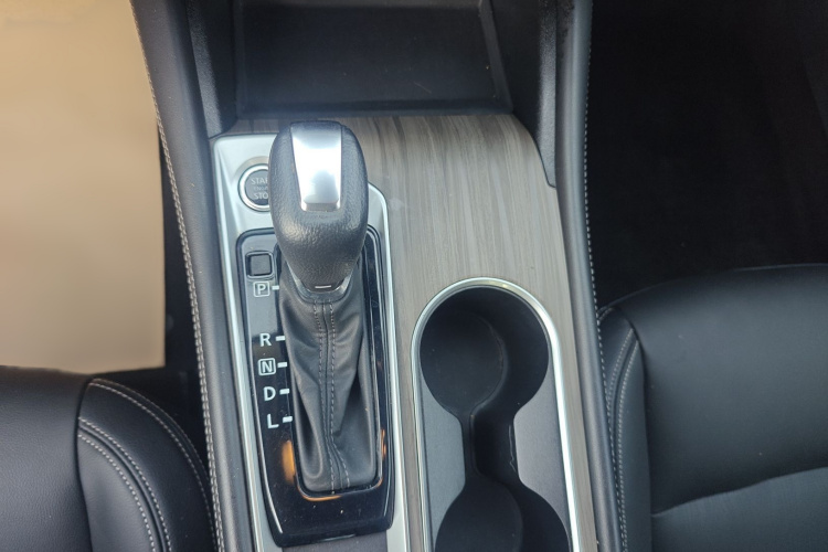 日产 天籁 2021款 2.0L XL Upper AD1 智行领航版局部细节18