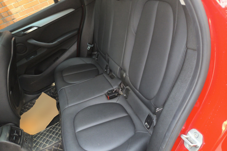 宝马X1 2019款 sDrive20Li 领先型中控内饰21