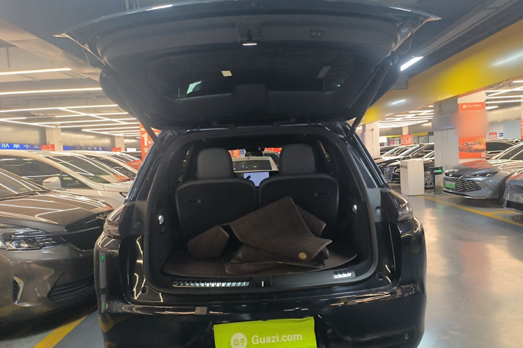 理想汽车 理想L8 2024款 Pro机舱底盘23