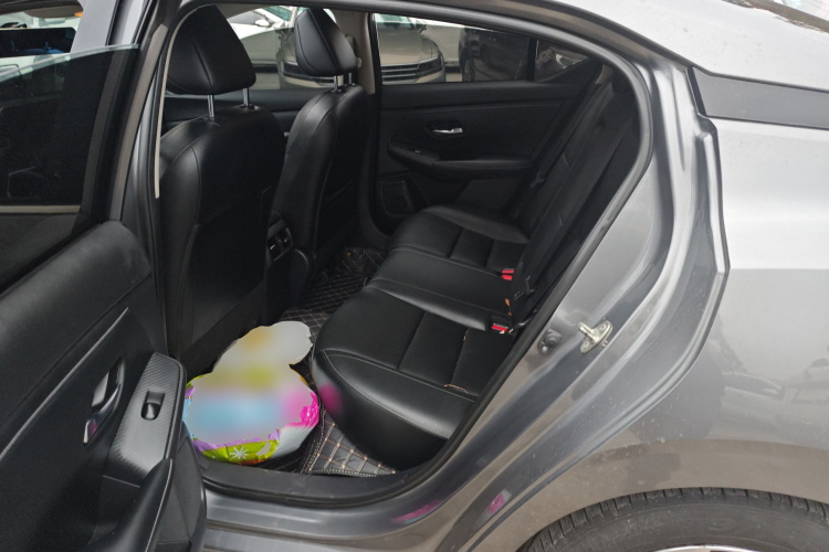 日产 轩逸 2020款 1.6L XL CVT悦享版中控内饰21