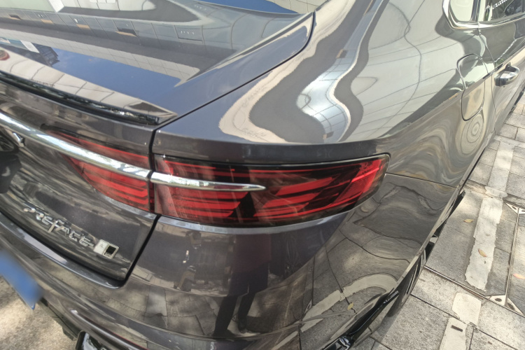 吉利汽车 星瑞 2025款 东方曜 2.0TD 望月版车身外观6006