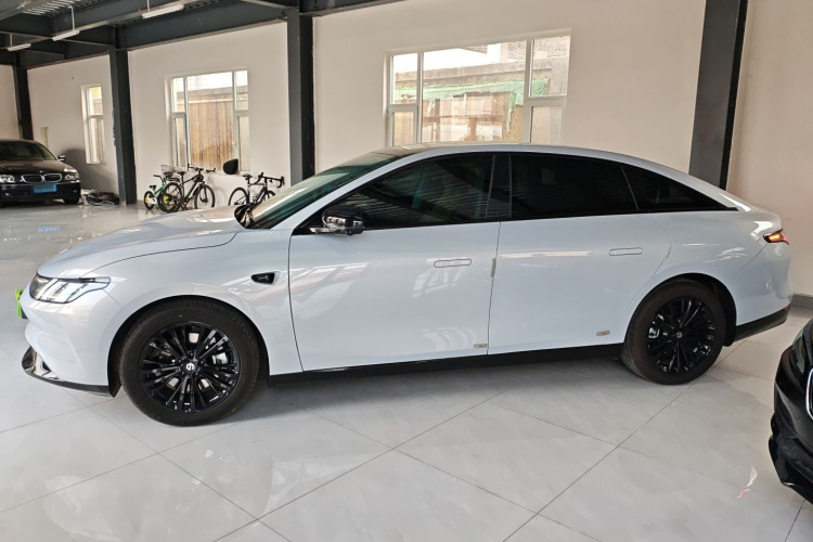 零跑汽车 零跑C01 2024款 纯电 525舒享版车身外观4