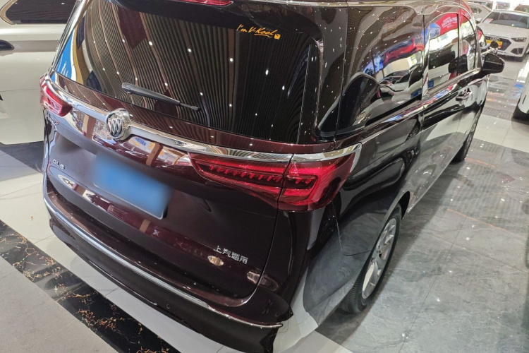 别克GL8 2022款 Avenir艾维亚 六座贤礼版车身外观7