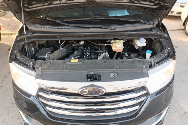 江淮瑞风 瑞风M3 2022款 创客版 1.5T 豪华型机舱底盘24