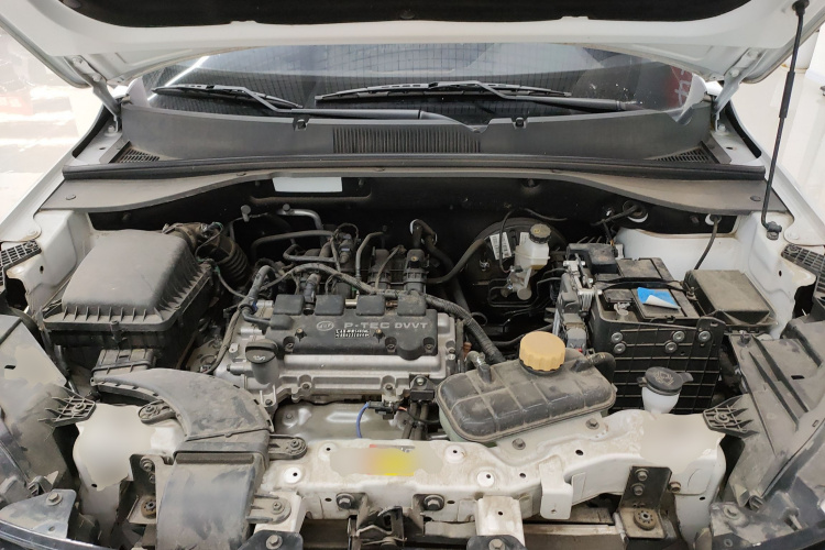 五菱汽车 五菱星驰 2022款 1.5L 手动自由型机舱底盘24