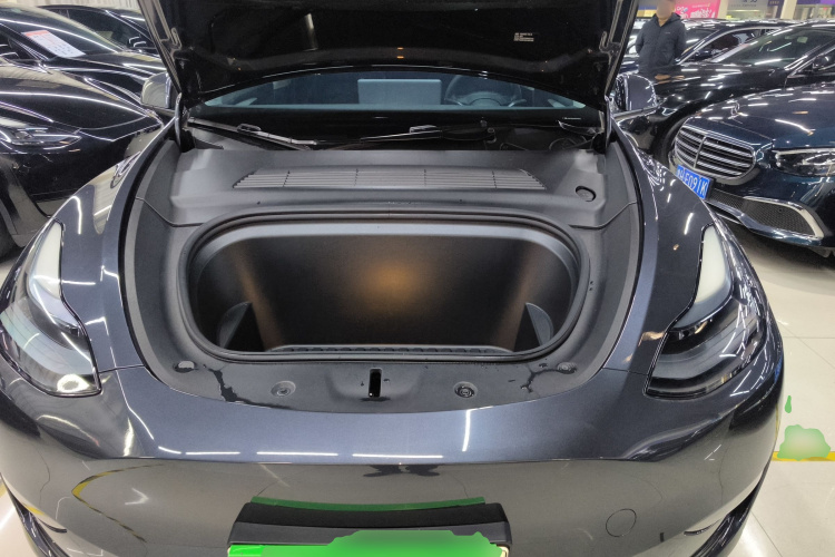 特斯拉 Model Y 2024款 长续航全轮驱动版局部细节24