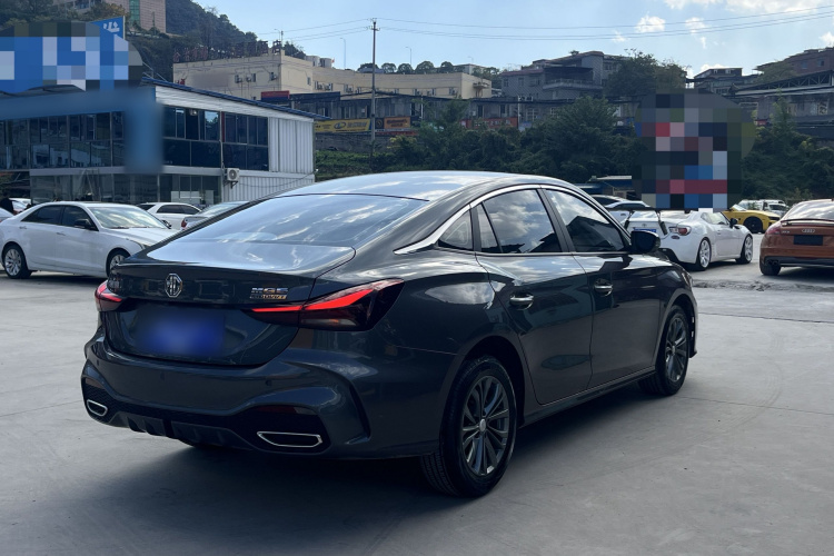 名爵 MG5 2025款 180DVVT 全球豪华版车身外观6005