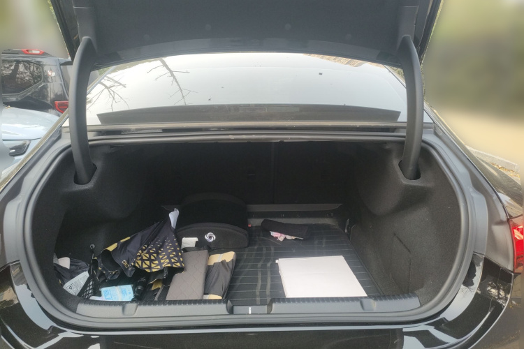 奔驰EQE 2022款 350 先型特别版局部细节23