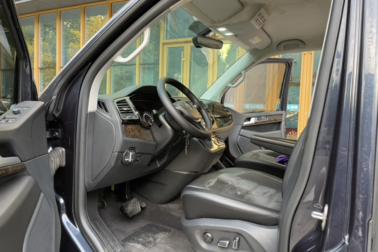 大众 迈特威 2018款 2.0TSI 两驱豪华版 7座中控内饰7003