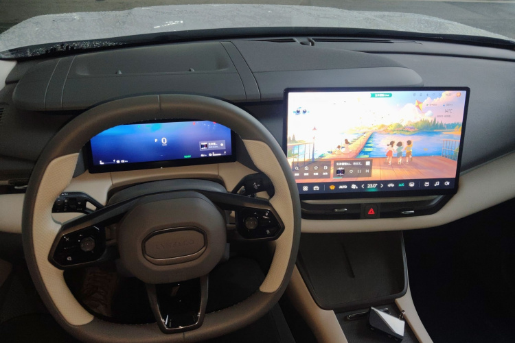 领克06 EM-P 2023款 EM-P 126长续航Pro中控内饰12