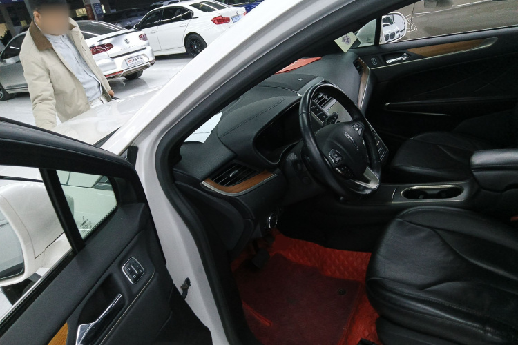 林肯MKC 2017款 2.0T 四驱尊雅版中控内饰20