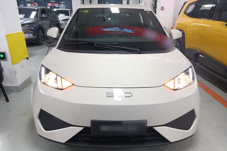 比亚迪 海鸥 2025款 305km 活力版车身外观2