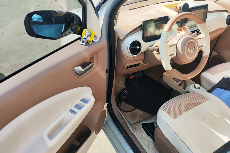 五菱汽车 宏光MINIEV 2025款 四门版 臻享+款中控内饰20