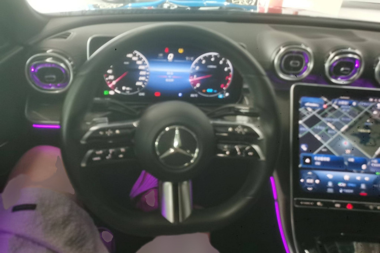 奔驰C级 2022款 C 260 L 运动版局部细节13