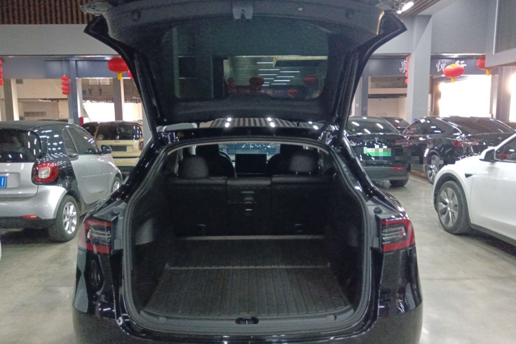 特斯拉 Model Y 2022款 后轮驱动版局部细节23