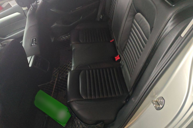 大众 迈腾 2018款 330TSI DSG 领先型中控内饰7004