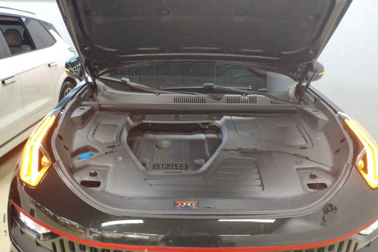 领克05 2022款 2.0TD 两驱耀Halo局部细节24