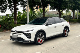 雪铁龙 凡尔赛C5 X 2022款 1.6T 享不凡 虎年开门红版