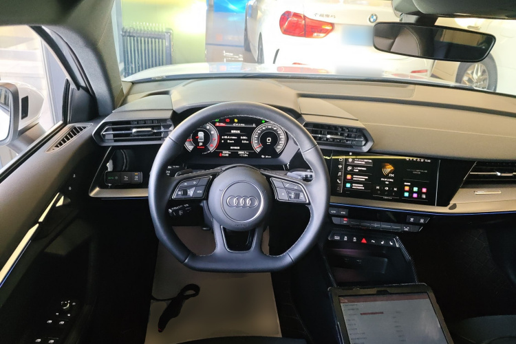 奥迪A3 2024款 A3L Limousine 35 TFSI 豪华运动型中控内饰13