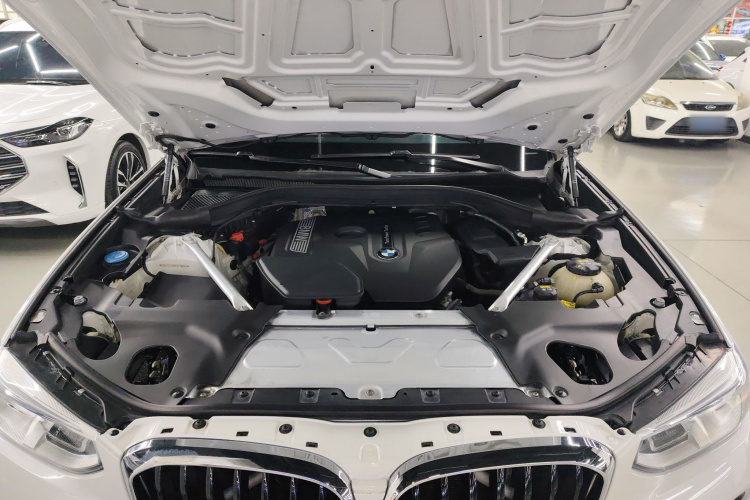 宝马X3 2018款 xDrive25i M运动套装 国V机舱底盘24