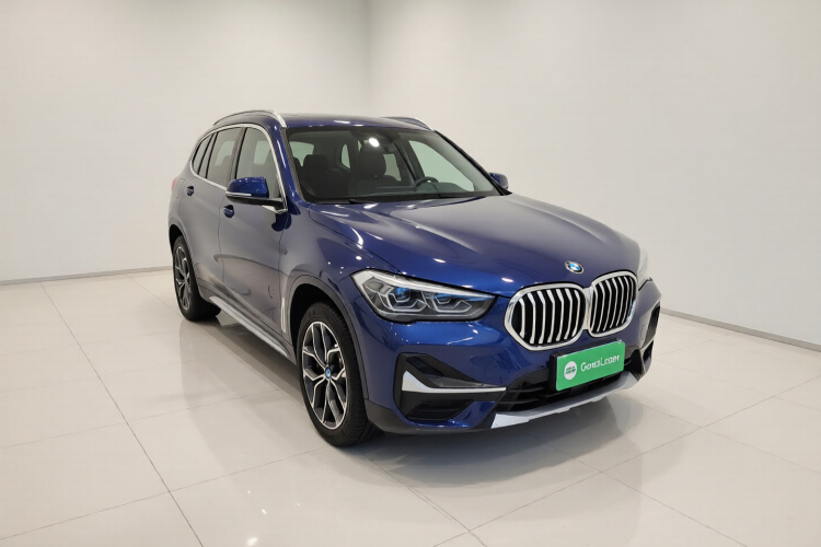 宝马X1 2020款 sDrive20Li 尊享型车身外观3