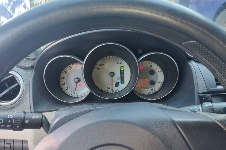 马自达3 2010款 1.6L 自动经典时尚型局部细节14