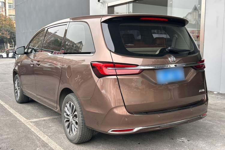 别克GL8 2020款 陆上公务舱 652T 舒适型车身外观6005