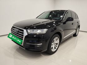 奥迪Q7 2016款 40 TFSI 舒适型
