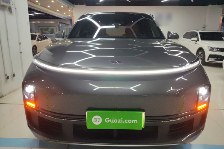 理想汽车 理想L8 2023款 Pro车身外观2