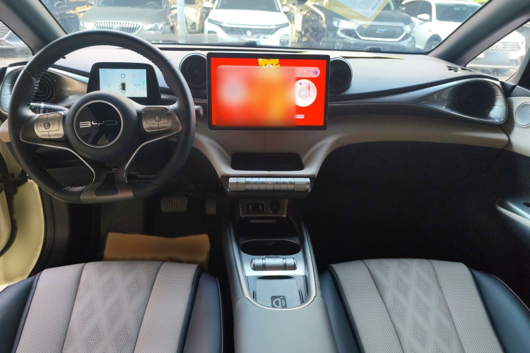 比亚迪 海豚 2023款 420km 时尚版中控内饰7001