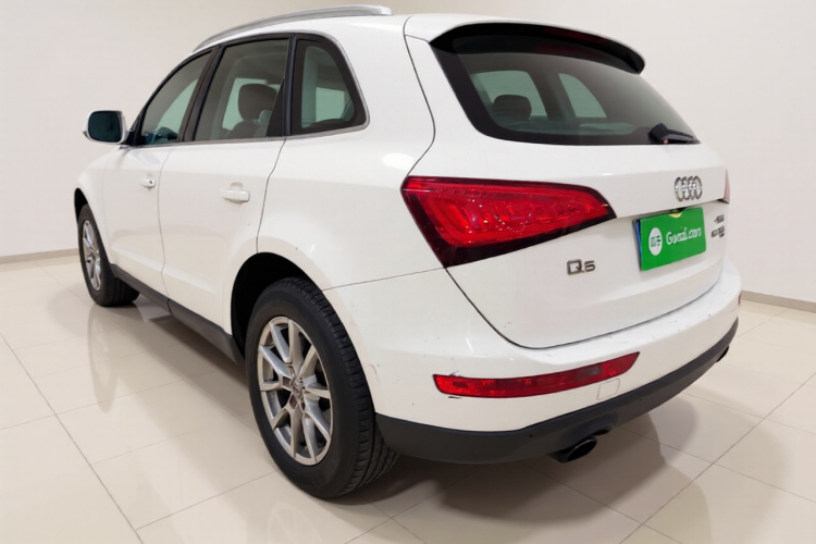 奥迪Q5 2013款 40 TFSI 进取型车身外观5