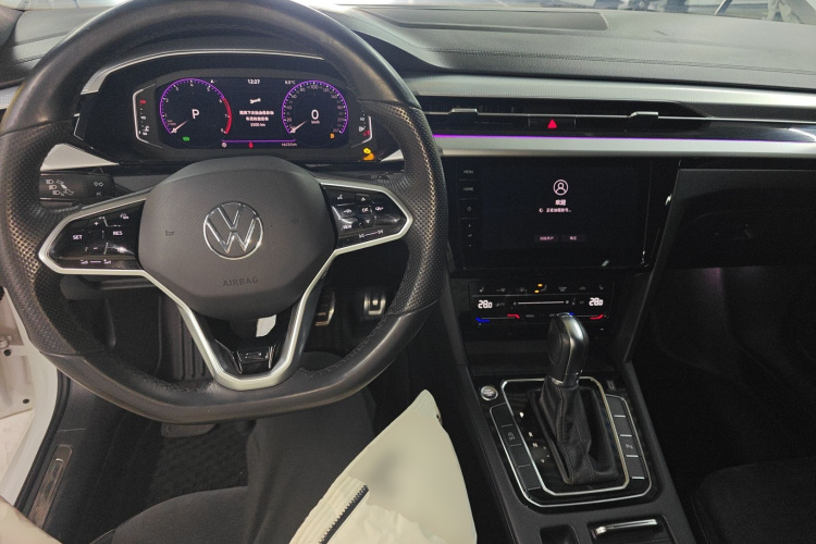 一汽-大众CC 2021款 330TSI 炫目版中控内饰12